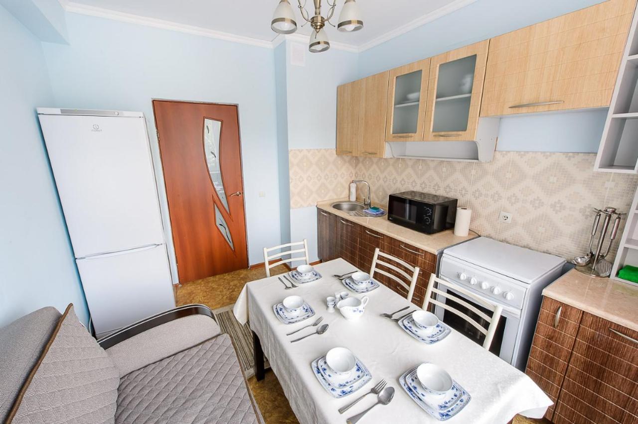 Apartment Оn Makatayeva 5 B Almaty Exterior foto