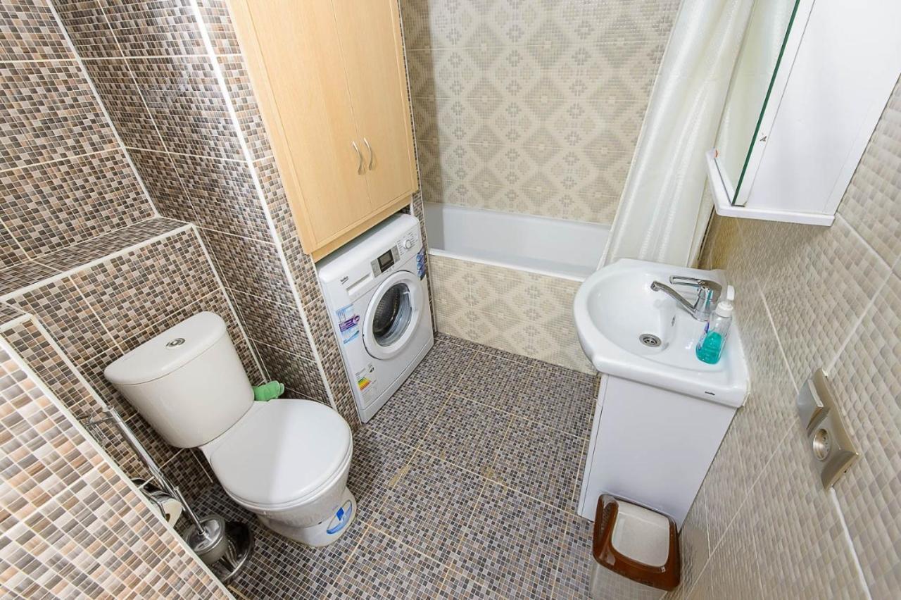 Apartment Оn Makatayeva 5 B Almaty Exterior foto