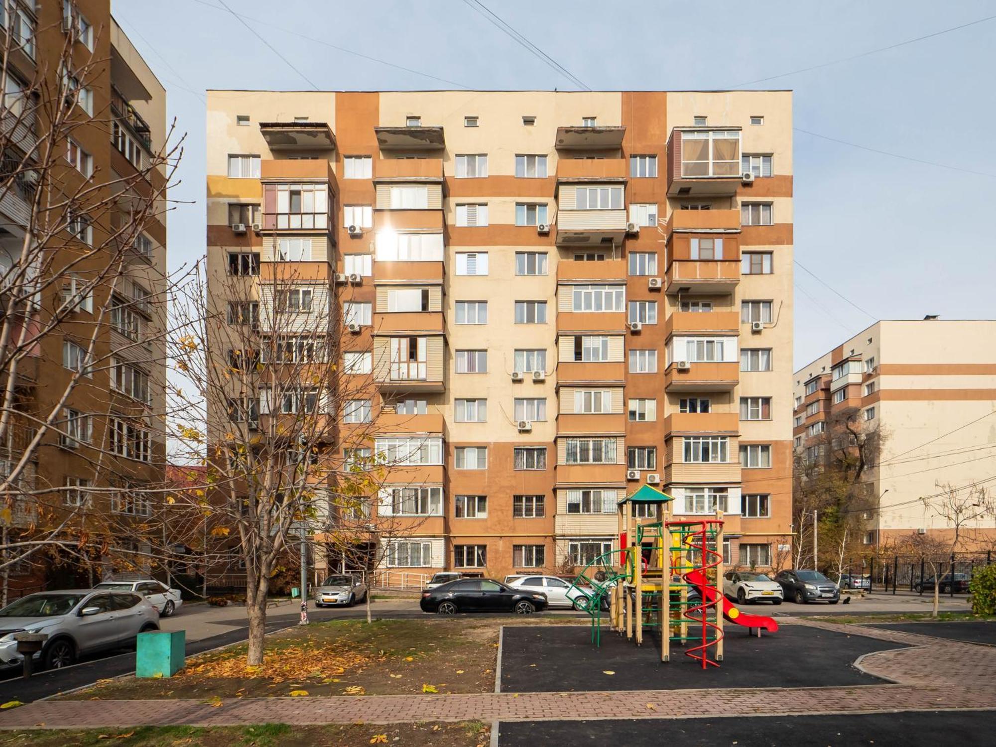 Apartment Оn Makatayeva 5 B Almaty Exterior foto